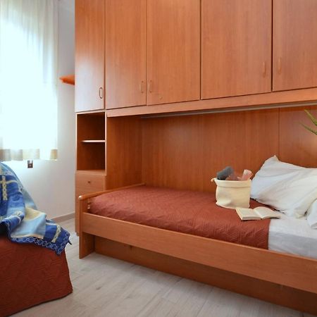 Residenza Alisei Apartment Lignano Sabbiadoro Bagian luar foto