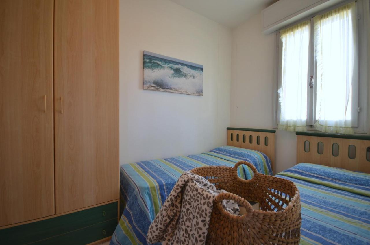 Residenza Alisei Apartment Lignano Sabbiadoro Bagian luar foto