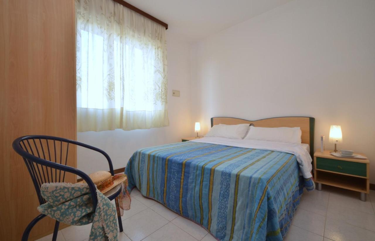 Residenza Alisei Apartment Lignano Sabbiadoro Bagian luar foto